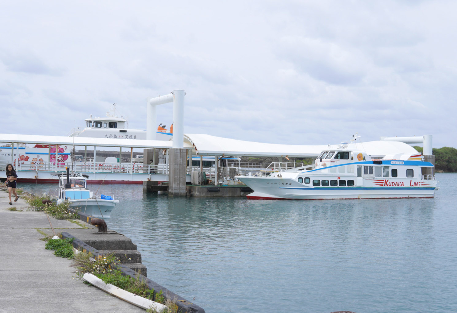 沖縄最高峰の聖地・神の島「久高島」へ - STAY×RECIPE